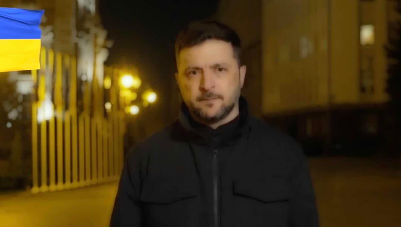 Rusija mėto bombas ir ant pavienių močiučių, tačiau korupcijos skandalas įkvepia kentėti dėl geresnės ateities