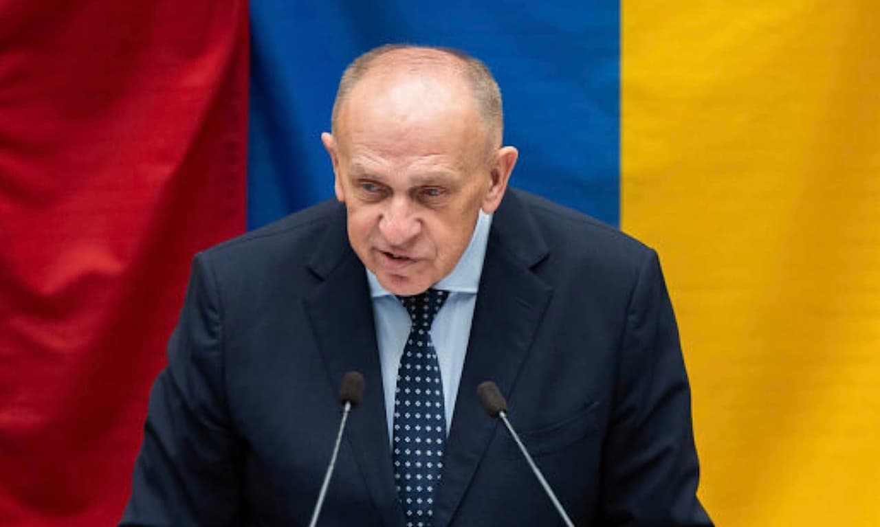 Motuzas iš peties kirto Orbanui ir parodė principinį Lietuvos raumenį
