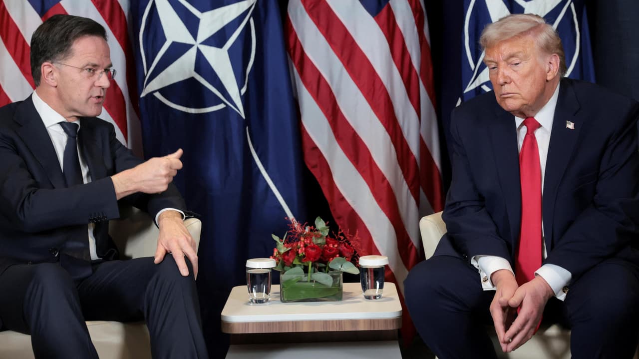 Donald Trump vėl priminė, ko verta NATO ir iki ko Danija nuvarė Grenlandiją