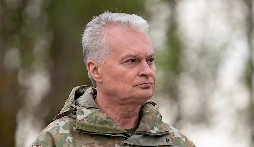 Nausėda ir Landsbergiai griežtai pasisako prieš santykių su Baltarusija atkūrimą