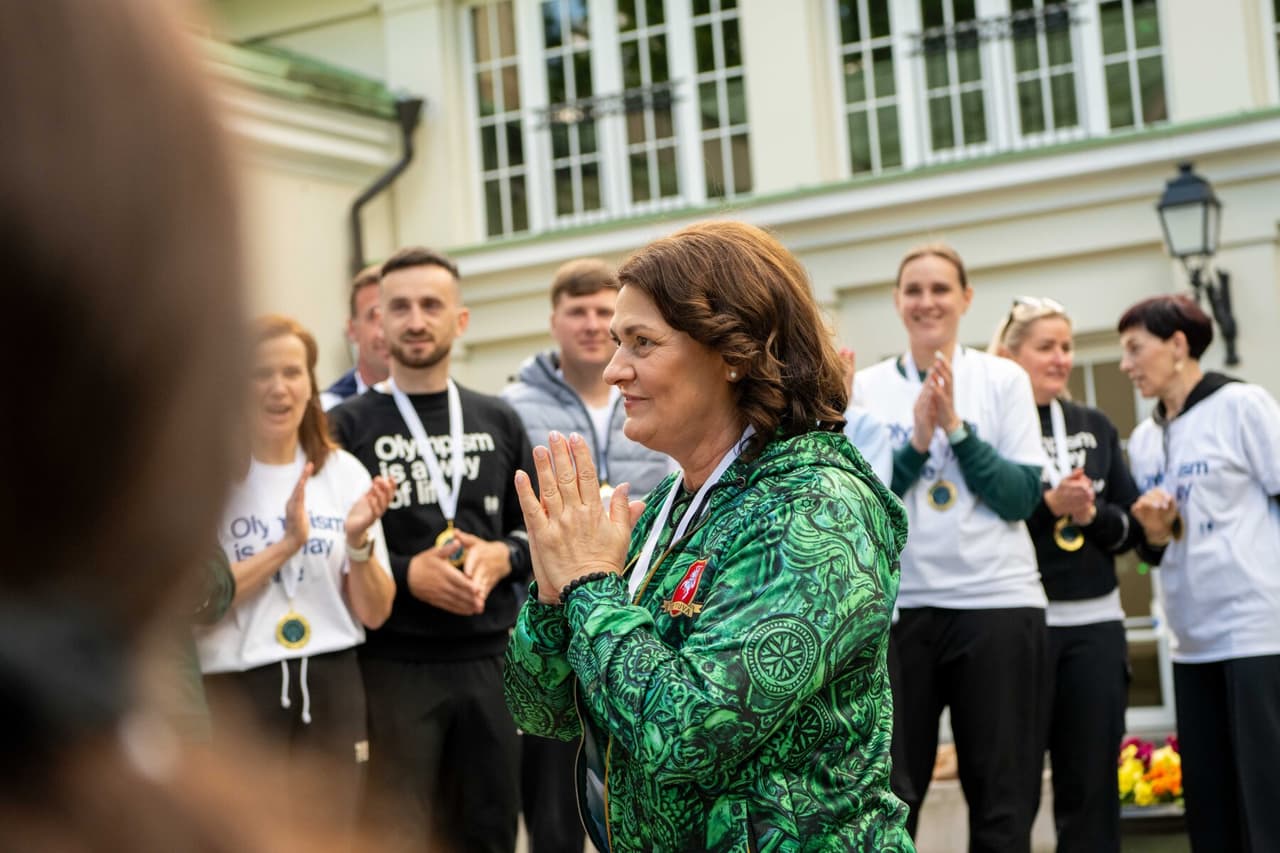 Nausėdienė: kas sportuoja, tas ir auga