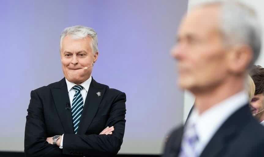 Apdovanojimą atėmė, tyrimą nutraukė: prokuratūra nenustatė Eduardo Vaitkaus nusikaltimo požymių