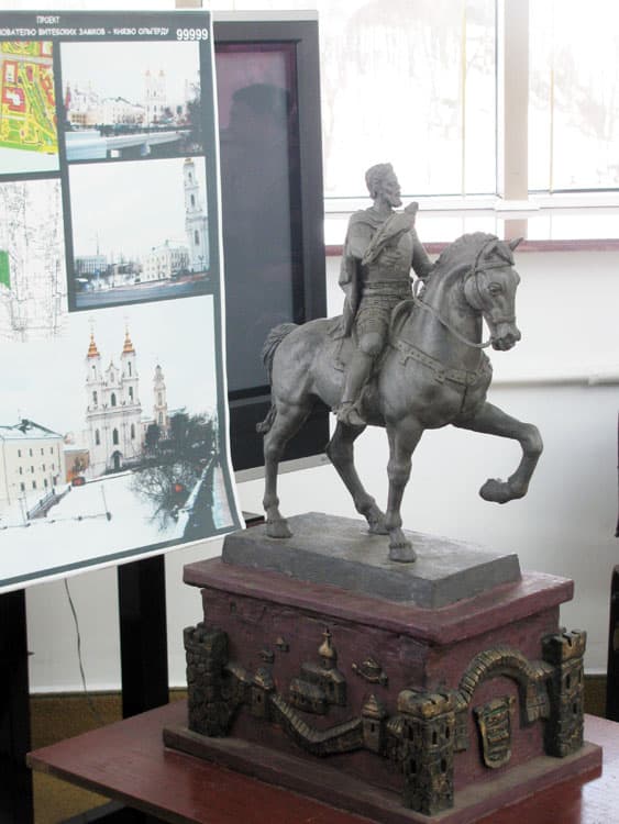 Aistras keliančio paminklo maketas. Autorius - vitebskietis skulptorius Valerijus Mogučijus. Iš "vitbichi.by"