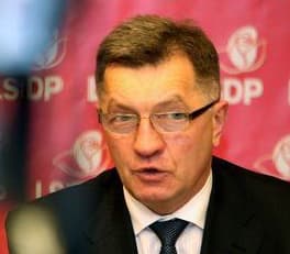 A. Butkevičius apie E. Gustą: „Susipažinęs su sistema, praėjęs visas mokyklas“